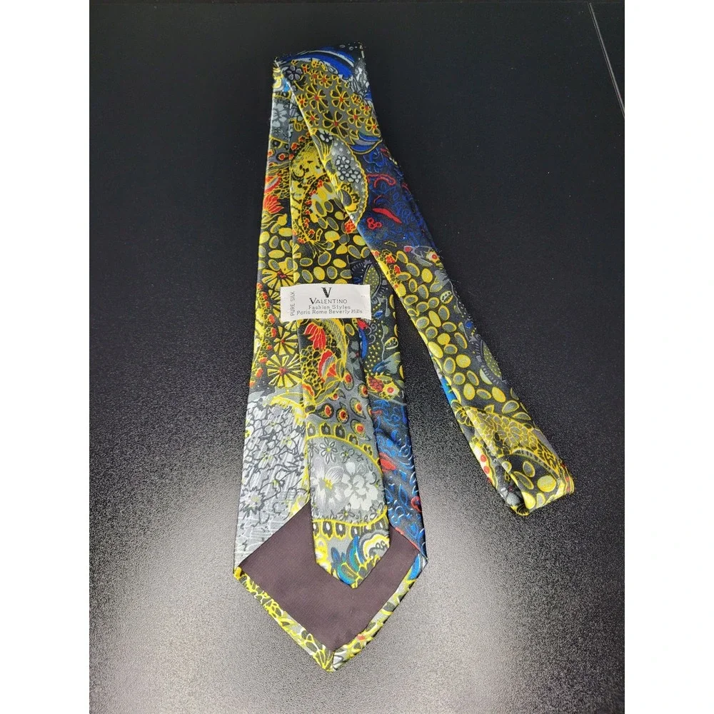 Valentino Men's Necktie Multi Paisley Silk 3.75